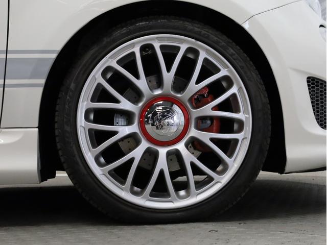 アバルト595C ツーリズモ 禁煙車 赤革シート カロッツェリア製ディスプレイオーディオ カープレイ対応 カンパニョーロモチーフTRUCCO製16インチホイール&ミシュラン製サマータイヤ付属 ドリルドローター バックカメラ ETC(21枚目)