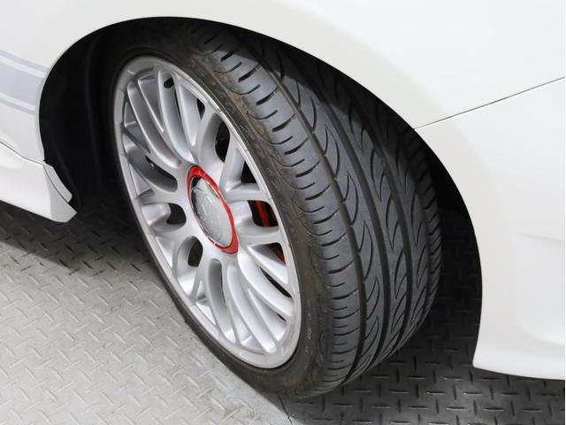 アバルト595C ツーリズモ 禁煙車 赤革シート カロッツェリア製ディスプレイオーディオ カープレイ対応 カンパニョーロモチーフTRUCCO製16インチホイール&ミシュラン製サマータイヤ付属 ドリルドローター バックカメラ ETC(23枚目)