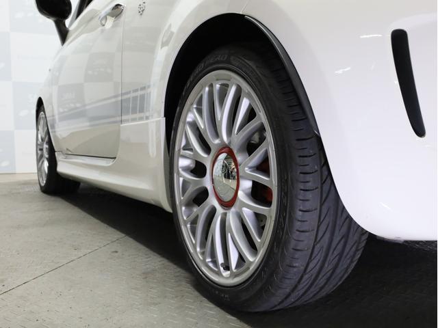 アバルト595C ツーリズモ 禁煙車 赤革シート カロッツェリア製ディスプレイオーディオ カープレイ対応 カンパニョーロモチーフTRUCCO製16インチホイール&ミシュラン製サマータイヤ付属 ドリルドローター バックカメラ ETC(25枚目)