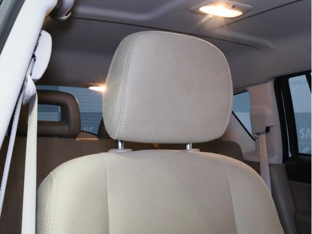 ジープ・コンパス スポーツ　４ＷＤ　禁煙　ストラーダ製２ＤＩＮナビ　フルセグＴＶ　ＤＶＤ再生　Ｂｌｕｅｔｏｏｔｈ　ＳＤカード対応　バックカメラ　サイドカメラ　コムテック製分離型ドライブレコーダー　４ＷＤロックモード（8枚目）