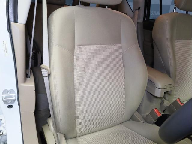 ジープ・コンパス スポーツ　４ＷＤ　禁煙　ストラーダ製２ＤＩＮナビ　フルセグＴＶ　ＤＶＤ再生　Ｂｌｕｅｔｏｏｔｈ　ＳＤカード対応　バックカメラ　サイドカメラ　コムテック製分離型ドライブレコーダー　４ＷＤロックモード（9枚目）