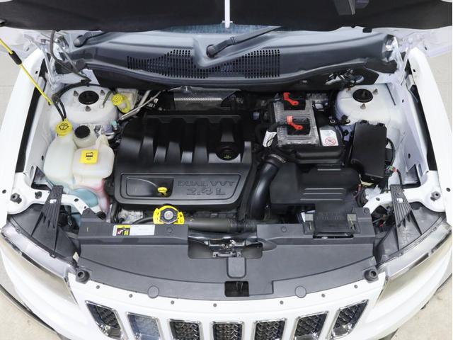 ジープ・コンパス スポーツ　４ＷＤ　禁煙　ストラーダ製２ＤＩＮナビ　フルセグＴＶ　ＤＶＤ再生　Ｂｌｕｅｔｏｏｔｈ　ＳＤカード対応　バックカメラ　サイドカメラ　コムテック製分離型ドライブレコーダー　４ＷＤロックモード（16枚目）