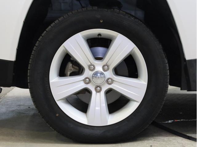 ジープ・コンパス スポーツ　４ＷＤ　禁煙　ストラーダ製２ＤＩＮナビ　フルセグＴＶ　ＤＶＤ再生　Ｂｌｕｅｔｏｏｔｈ　ＳＤカード対応　バックカメラ　サイドカメラ　コムテック製分離型ドライブレコーダー　４ＷＤロックモード（20枚目）