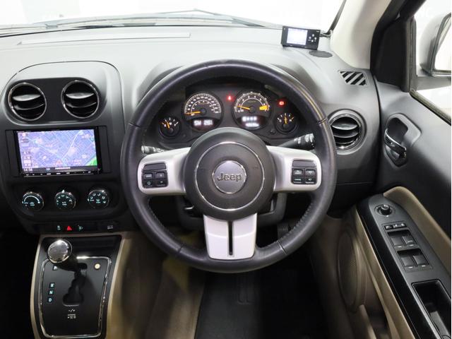 ジープ・コンパス スポーツ　４ＷＤ　禁煙　ストラーダ製２ＤＩＮナビ　フルセグＴＶ　ＤＶＤ再生　Ｂｌｕｅｔｏｏｔｈ　ＳＤカード対応　バックカメラ　サイドカメラ　コムテック製分離型ドライブレコーダー　４ＷＤロックモード（36枚目）