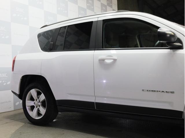 ジープ・コンパス スポーツ　４ＷＤ　禁煙　ストラーダ製２ＤＩＮナビ　フルセグＴＶ　ＤＶＤ再生　Ｂｌｕｅｔｏｏｔｈ　ＳＤカード対応　バックカメラ　サイドカメラ　コムテック製分離型ドライブレコーダー　４ＷＤロックモード（64枚目）