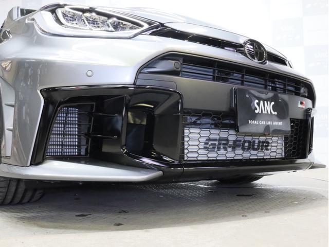 GRヤリス RZ ハイパフォーマンス 禁煙1オーナー 6速MT カーボンルーフ クーリングPKG BLITZ車高調 前後トルセンLSD BBS製18インチ鍛造AW コンフォートPKG 純正ナビ JBLサウンド トヨタセーフティセンス(3枚目)