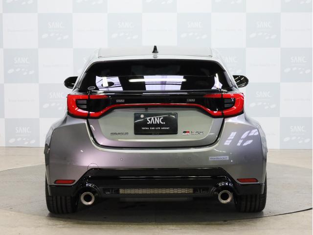 GRヤリス RZ ハイパフォーマンス 禁煙1オーナー 6速MT カーボンルーフ クーリングPKG BLITZ車高調 前後トルセンLSD BBS製18インチ鍛造AW コンフォートPKG 純正ナビ JBLサウンド トヨタセーフティセンス(40枚目)
