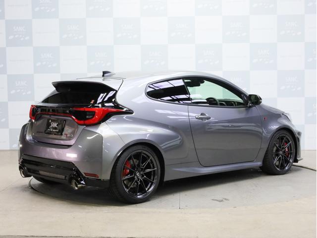 GRヤリス RZ ハイパフォーマンス 禁煙1オーナー 6速MT カーボンルーフ クーリングPKG BLITZ車高調 前後トルセンLSD BBS製18インチ鍛造AW コンフォートPKG 純正ナビ JBLサウンド トヨタセーフティセンス(41枚目)