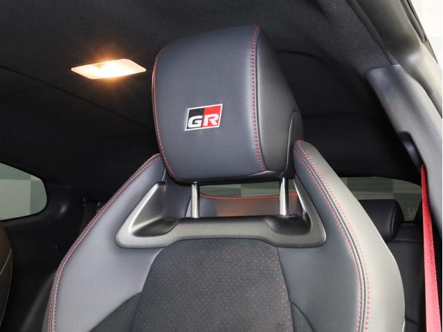 GRヤリス RZ ハイパフォーマンス 禁煙1オーナー 6速MT カーボンルーフ クーリングPKG BLITZ車高調 前後トルセンLSD BBS製18インチ鍛造AW コンフォートPKG 純正ナビ JBLサウンド トヨタセーフティセンス(56枚目)