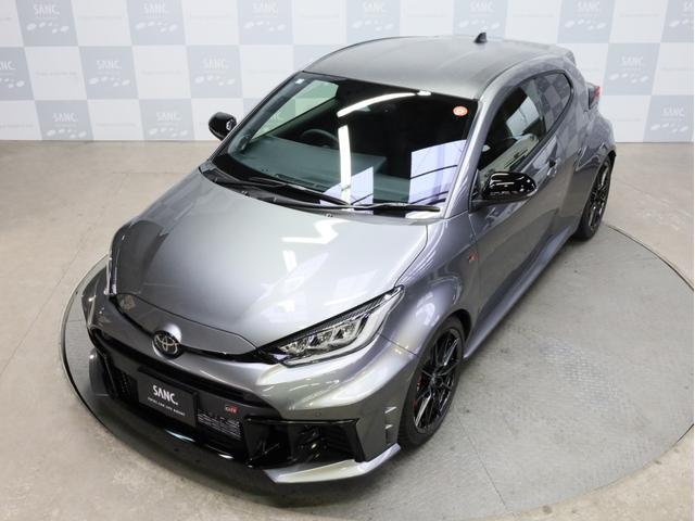 GRヤリス RZ ハイパフォーマンス 禁煙1オーナー 6速MT カーボンルーフ クーリングPKG BLITZ車高調 前後トルセンLSD BBS製18インチ鍛造AW コンフォートPKG 純正ナビ JBLサウンド トヨタセーフティセンス(64枚目)