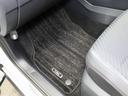ＴＤＩ　Ｒライン　禁煙　専用エクステリア　専用１９インチＡＷ　アダプティブシャシーコントロールＤＣＣ　専用ハーフレザースポーツシート　専用ステアリングホイール　ステンレスペダル　プログレッシブステアリング（69枚目）