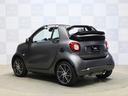 ・BRABUSスポーツエグゾーストシステム&ツインクロームエグゾーストエンド ・BRABUSエンブレム(フロント/リア) ・“Xclusive”エンブレム ・BRABUSリアディフューザー