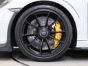 ■PCCB(ポルシェ・セラミックコンポジット・ブレーキ) ■GT3 RS専用サスペンション ■センターロック式F20R21インチアルミホイール