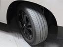 デビューエディション　禁煙車　純正ナビ　フルセグＴＶ　バックカメラ　サイドカメラ　ＥＴＣ　パークアシスト　パノラミックルーフ　天井収納　リアシーリングＢＯＸ　アダプティブクルコン　衝突被害軽減ブレーキ　レーンキープアシスト（28枚目）