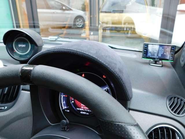 アバルト595 コンペティツィオーネ(13枚目)