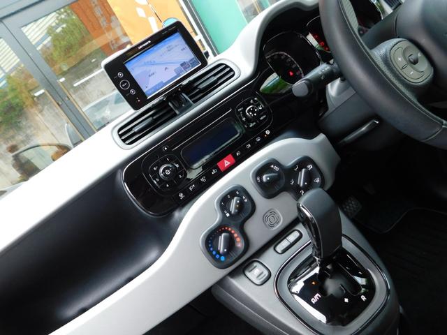 パンダ イージー　ツインエア・ナビ／ＴＶ・保証付　フロントパワーウインドウ　運転席エアバック　助手席エアバック　サイドエアバック　パワステ　イモビライザー　ＡＣ　ＡＢＳ（5枚目）