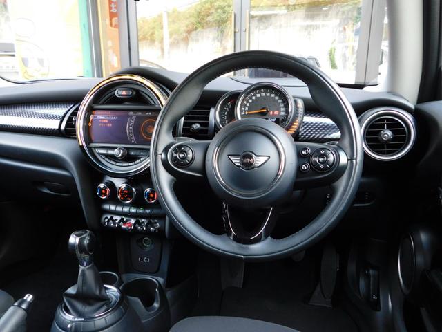 MINI クーパーS 3ドア アクティブサス・HUD保証付 (ミッドナイトブラック)(19枚目)