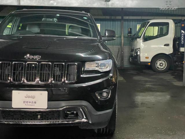 リミテッド 正規認定中古車 保証付 Uconnectナビ F/S/Bカメラ ワンオーナー 黒レザーシート ACC リアパワーゲート ステアリングヒーター HIDヘッドライト(9枚目)
