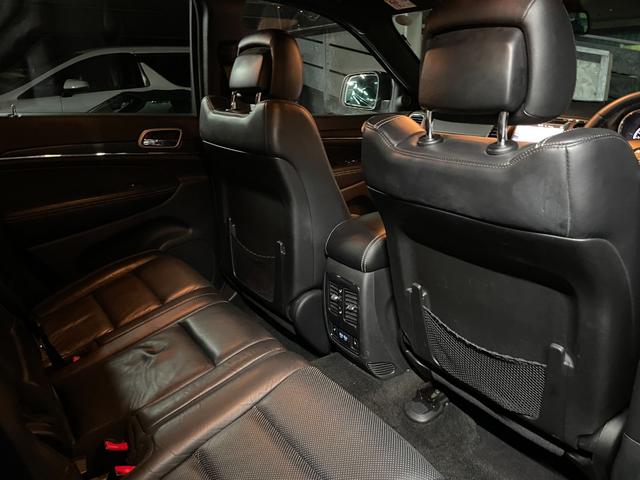 リミテッド 正規認定中古車 保証付 Uconnectナビ F/S/Bカメラ ワンオーナー 黒レザーシート ACC リアパワーゲート ステアリングヒーター HIDヘッドライト(56枚目)