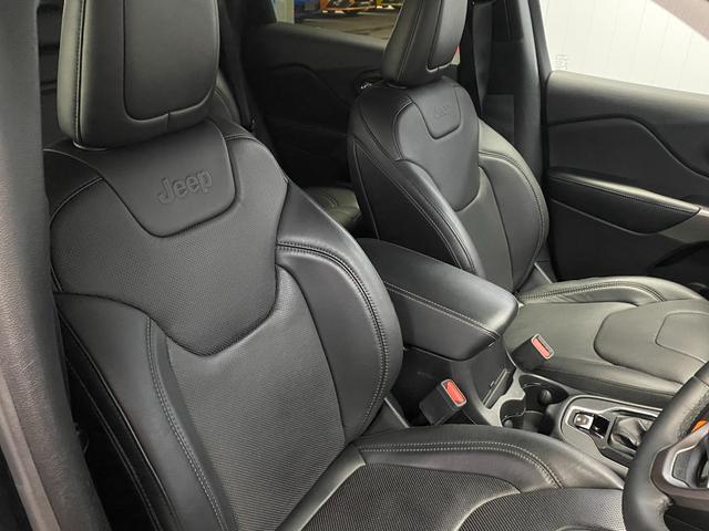 リミテッド 認定中古車12ヶ月保証 アダプティブクルーズコントロール レザーシート 電動シート ナビゲーション 地デジ 電動トランク クリアランスソナー バックカメラ シートヒーター シートクーラー ETC2.0(57枚目)