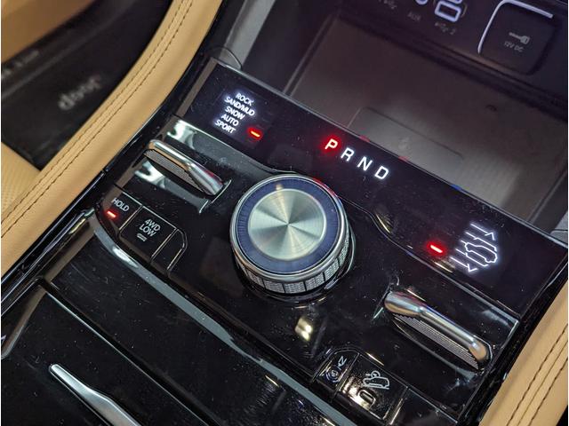 ジープ・グランドチェロキー４ｘｅ サミットリザーブ　４ｘｅ　新車保証継承　ワンオーナー　アラウンドビューモニター　アダプティブクルーズコントロール　アイドリングストップ　シートヒーター　ステアリングヒーター　マッキントッシュオーディオ　アップルカープレイ（40枚目）