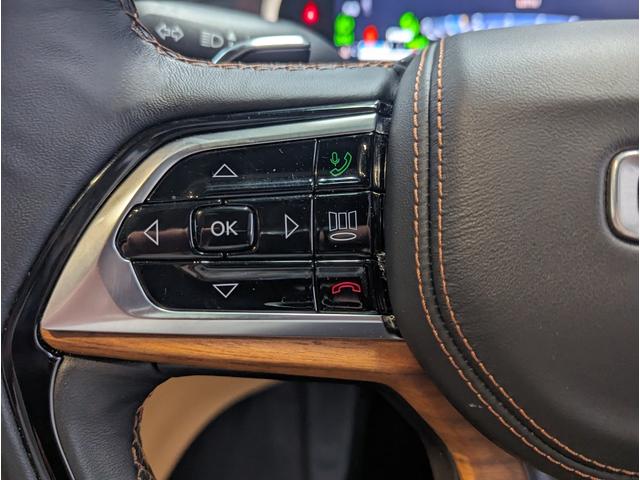 ジープ・グランドチェロキー４ｘｅ サミットリザーブ　４ｘｅ　新車保証継承　ワンオーナー　アラウンドビューモニター　アダプティブクルーズコントロール　アイドリングストップ　シートヒーター　ステアリングヒーター　マッキントッシュオーディオ　アップルカープレイ（42枚目）
