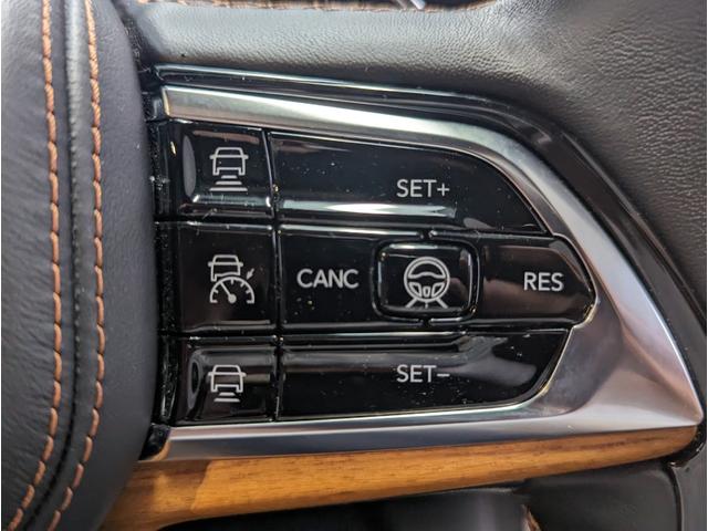 ジープ・グランドチェロキー４ｘｅ サミットリザーブ　４ｘｅ　新車保証継承　ワンオーナー　アラウンドビューモニター　アダプティブクルーズコントロール　アイドリングストップ　シートヒーター　ステアリングヒーター　マッキントッシュオーディオ　アップルカープレイ（43枚目）
