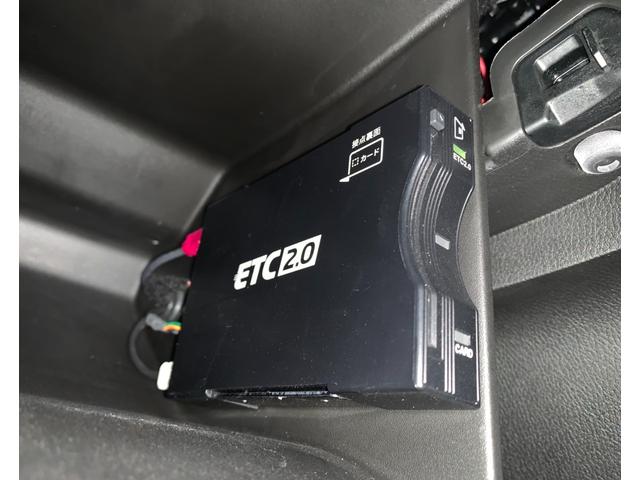 ジープ・ラングラーアンリミテッド サハラ　ワンオーナー　レザーシート　シートヒーター　ＡｐｐｌｅＣａｒｐｌａｙ　Ｂｌｕｅｔｏｏｔｈ接続　純正ナビゲーション　フルセグ　ＬＥＤヘッドライト　前面衝突警報　アダプティブクルーズコントロール　Ｂカメラ（42枚目）