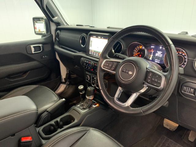 ジープ・ラングラーアンリミテッド サハラ　ワンオーナー　レザーシート　シートヒーター　ＡｐｐｌｅＣａｒｐｌａｙ　Ｂｌｕｅｔｏｏｔｈ接続　純正ナビゲーション　フルセグ　ＬＥＤヘッドライト　前面衝突警報　アダプティブクルーズコントロール　Ｂカメラ（59枚目）