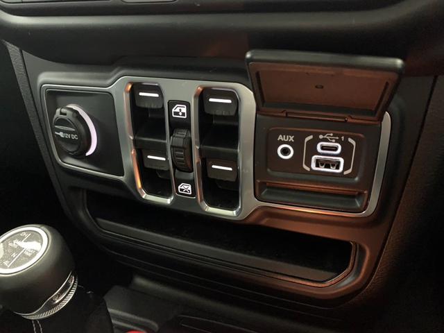 ジープ・ラングラーアンリミテッド サハラ　ワンオーナー　レザーシート　シートヒーター　ＡｐｐｌｅＣａｒｐｌａｙ　Ｂｌｕｅｔｏｏｔｈ接続　純正ナビゲーション　フルセグ　ＬＥＤヘッドライト　前面衝突警報　アダプティブクルーズコントロール　Ｂカメラ（69枚目）