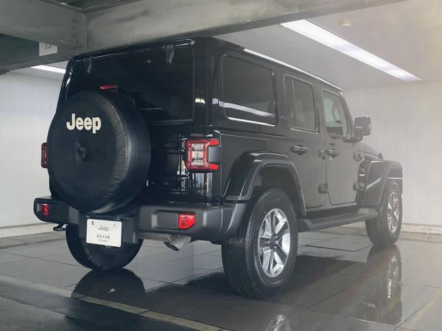 ジープ・ラングラーアンリミテッド サハラ　認定中古車保証付　レザーシート　ＡｐｐｌｅＣａｒＰｌａｙ　Ｂｌｕｅｔｏｏｔｈ　純正ナビゲーション　フルセグ　ＬＥＤヘッド　前面衝突警報　アダプティクルーズコントロール　バックカメラ（69枚目）