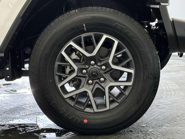 ジープ・ラングラーアンリミテッド サハラ　弊社登録済み未使用車　ワンオーナー　電動サイドステップ装着　レザーシート　シートヒーター　ＡｐｐｌｅＣａｒｐｌａｙ　Ｂｌｕｅｔｏｏｔｈ接続　パワーシート　ＡＣＣ　ＬＥＤヘッドライト　新車保証継承（56枚目）