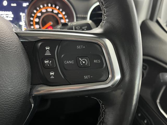 ジープ・ラングラーアンリミテッド サハラ　ワンオーナー　レザーシート　シートヒーター　ＡｐｐｌｅＣａｒＰｌａｙ　Ｂｌｕｅｔｏｏｔｈ　純正ナビゲーション　フルセグ　ＬＥＤヘッドライト　前面衝突警報　アダプティブクルーズコントロール　バックカメラ（25枚目）
