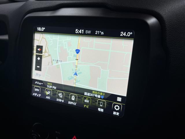 ジープ・レネゲード リミテッド LEDヘッドライト レザーシート シートヒーター AppleCarPlay Bluetooth 純正ナビゲーション フルセグ 前面衝突警報 ACC バックカメラ 認定中古車保証付(59枚目)