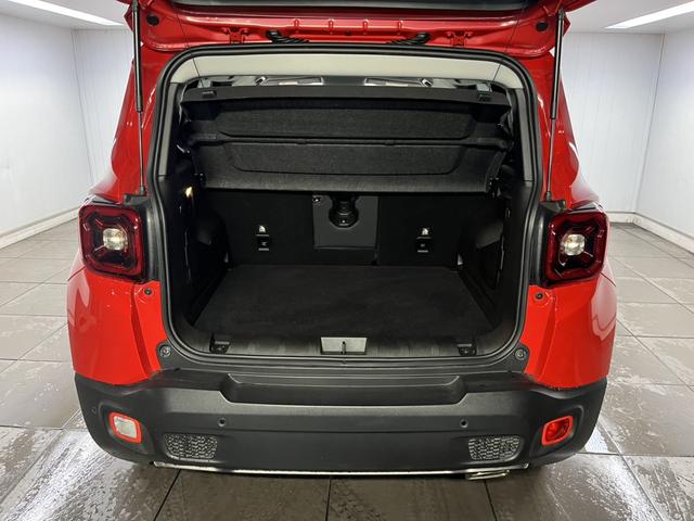 ジープ・レネゲード リミテッド LEDヘッドライト レザーシート シートヒーター AppleCarPlay Bluetooth 純正ナビゲーション フルセグ 前面衝突警報 ACC バックカメラ 認定中古車保証付(69枚目)
