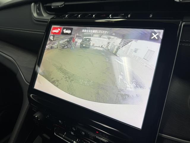ジープ・グランドチェロキーＬ リミテッド　サンルーフ　ＡｐｐｌｅＣａｒｐｌａｙ　Ｂｌｕｅｔｏｏｔｈ　純正ナビ　３６０°カメラ　レザーシート　シートヒーター＆クーラー　前面衝突警報　アダプティブクルーズコントロール　電動リアゲート（8枚目）