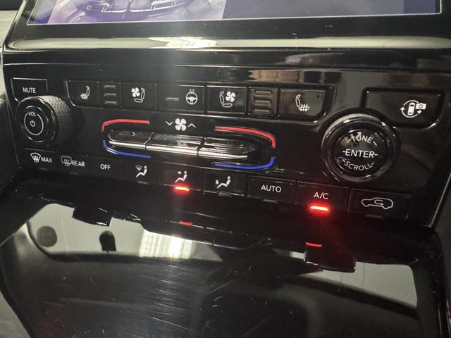 ジープ・グランドチェロキーＬ リミテッド　サンルーフ　ＡｐｐｌｅＣａｒｐｌａｙ　Ｂｌｕｅｔｏｏｔｈ　純正ナビ　３６０°カメラ　レザーシート　シートヒーター＆クーラー　前面衝突警報　アダプティブクルーズコントロール　電動リアゲート（36枚目）