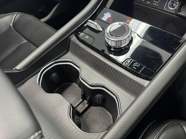 ジープ・グランドチェロキーＬ リミテッド　サンルーフ　ＡｐｐｌｅＣａｒｐｌａｙ　Ｂｌｕｅｔｏｏｔｈ　純正ナビ　３６０°カメラ　レザーシート　シートヒーター＆クーラー　前面衝突警報　アダプティブクルーズコントロール　電動リアゲート（38枚目）