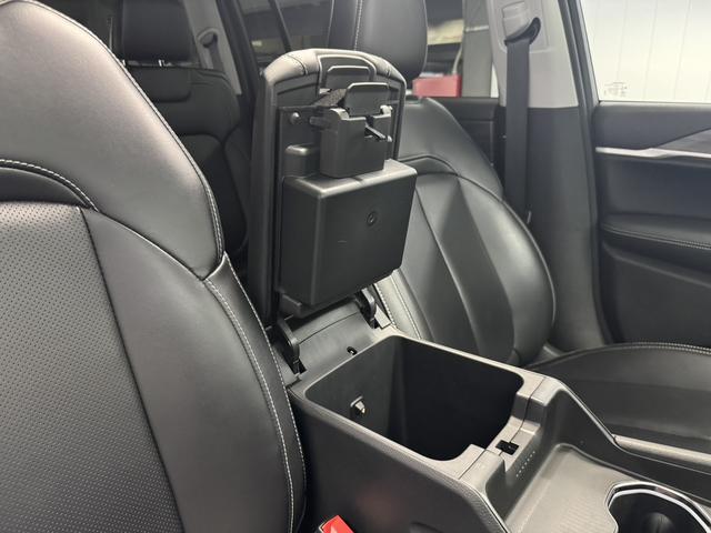 ジープ・グランドチェロキーＬ リミテッド　サンルーフ　ＡｐｐｌｅＣａｒｐｌａｙ　Ｂｌｕｅｔｏｏｔｈ　純正ナビ　３６０°カメラ　レザーシート　シートヒーター＆クーラー　前面衝突警報　アダプティブクルーズコントロール　電動リアゲート（39枚目）