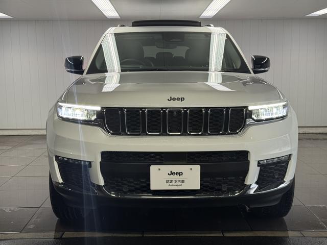 ジープ・グランドチェロキーＬ リミテッド　サンルーフ　ＡｐｐｌｅＣａｒｐｌａｙ　Ｂｌｕｅｔｏｏｔｈ　純正ナビ　３６０°カメラ　レザーシート　シートヒーター＆クーラー　前面衝突警報　アダプティブクルーズコントロール　電動リアゲート（54枚目）