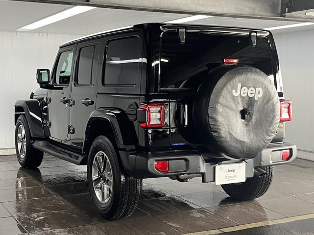 ジープ・ラングラーアンリミテッド サハラ レザーシート シートヒーター AppleCarplay Bluetooth 純正ナビゲーション フルセグ LEDヘッドライト 前面衝突警報 アダプティブクルーズコントロール バックカメ 認定中古車保証(5枚目)