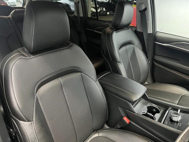 ジープ・グランドチェロキー4xe 30thアニバーサリーエディション 90台限定車 AppleCarPlay Bluetooth 純正ナビゲーション 360カメラ レザーシート シートヒーター&クーラー 前面衝突警報 アダプティブクルーズコントロール 電動リアゲート(21枚目)