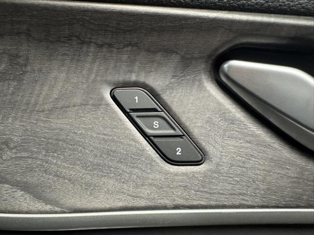 ジープ・グランドチェロキー リミテッド ワンオーナー レザーシート シートヒーター&クーラー 360カメラ AppleCarPlay Bluetooth 純正ナビ アダプティブクルーズコントロール ALPINE製スピーカー 電動リアゲート(38枚目)