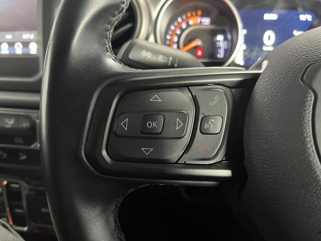 ジープ・ラングラーアンリミテッド スポーツ ワンオーナー AppleCarplay Bluetooth 前面衝突警報 アダプティブクルーズコントロール バックカメラ サイドカメラ 認定中古車保証(24枚目)