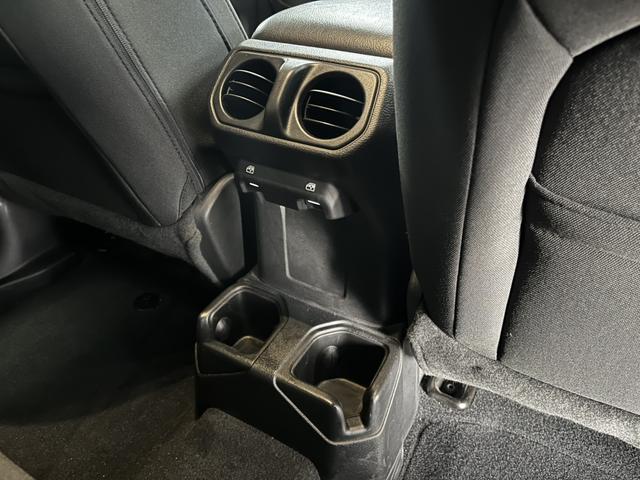 ジープ・ラングラーアンリミテッド スポーツ ワンオーナー AppleCarplay Bluetooth 前面衝突警報 アダプティブクルーズコントロール バックカメラ サイドカメラ 認定中古車保証(40枚目)