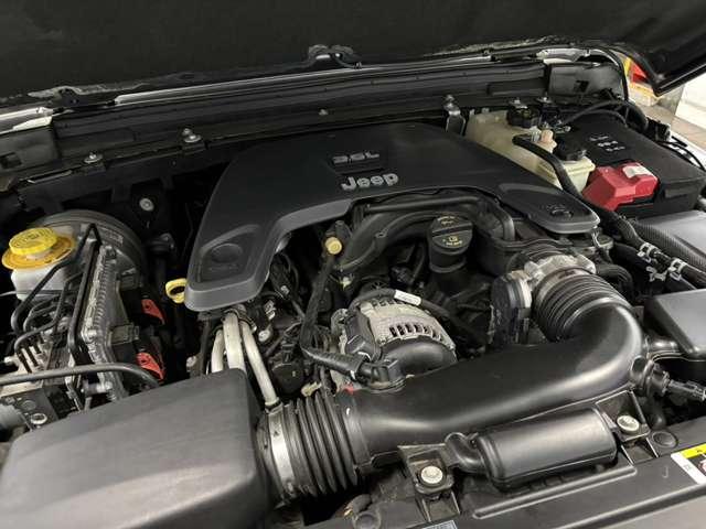 ジープ・ラングラーアンリミテッド サハラ 3.6LV6 エンジン AppleCarplay Bluetooth 純正ナビゲーション フルセグ レザーシート シートヒーター LEDヘッドライト ステアリングヒーター 前面衝突警報 バックカメラ(46枚目)