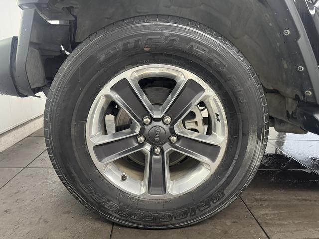 ジープ・ラングラーアンリミテッド サハラ 3.6LV6 エンジン AppleCarplay Bluetooth 純正ナビゲーション フルセグ レザーシート シートヒーター LEDヘッドライト ステアリングヒーター 前面衝突警報 バックカメラ(55枚目)