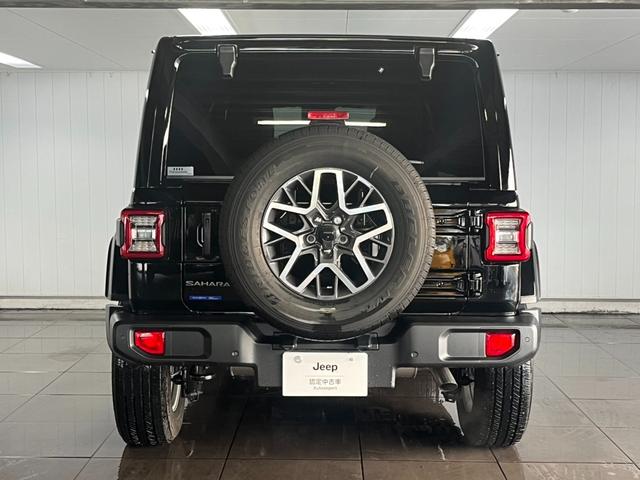 ジープ・ラングラーアンリミテッド サハラ　元デモカー　マイナーチェンジ後期モデル　ＬＥＤヘッドライト　レザーシート　アダプティブクルーズコントロール　前面衝突警報　Ｆカメラ　Ｂカメラ　パワーシート　シートヒーター　ＡｐｐｌｅＣａｒｐｌａｙ（52枚目）