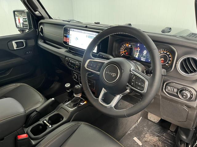 ジープ・ラングラーアンリミテッド サハラ　元デモカー　マイナーチェンジ後期モデル　ＬＥＤヘッドライト　レザーシート　アダプティブクルーズコントロール　前面衝突警報　Ｆカメラ　Ｂカメラ　パワーシート　シートヒーター　ＡｐｐｌｅＣａｒｐｌａｙ（58枚目）