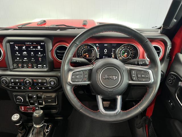 ジープ・グラディエーター ルビコン　ワンオーナー　レザーシート　シートヒーター　ＡｐｐｌｅＣａｒｐｌａｙ　Ｂｌｕｅｔｏｏｔｈ　純正ナビゲーション　フルセグ　ＬＥＤヘッド　前面衝突警報　アダプティブクルーズコントロール　バックカメラ（58枚目）